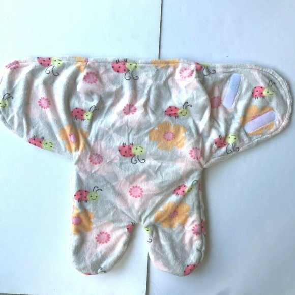 Blankets & Beyond Swaddle Bag 0 3 Months Ladybugs Flowers Velcro Closure… - Picture 6 of 9